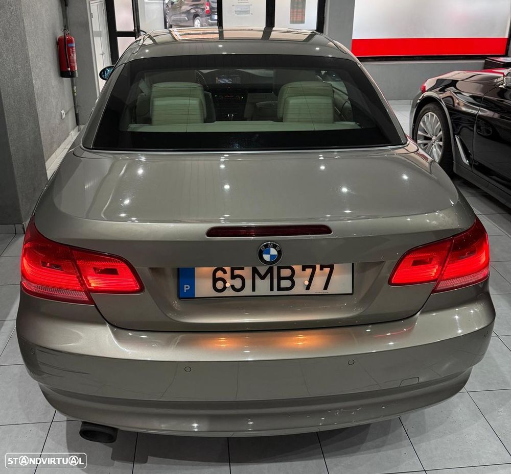 BMW 320 i Edition Exclusive - 7