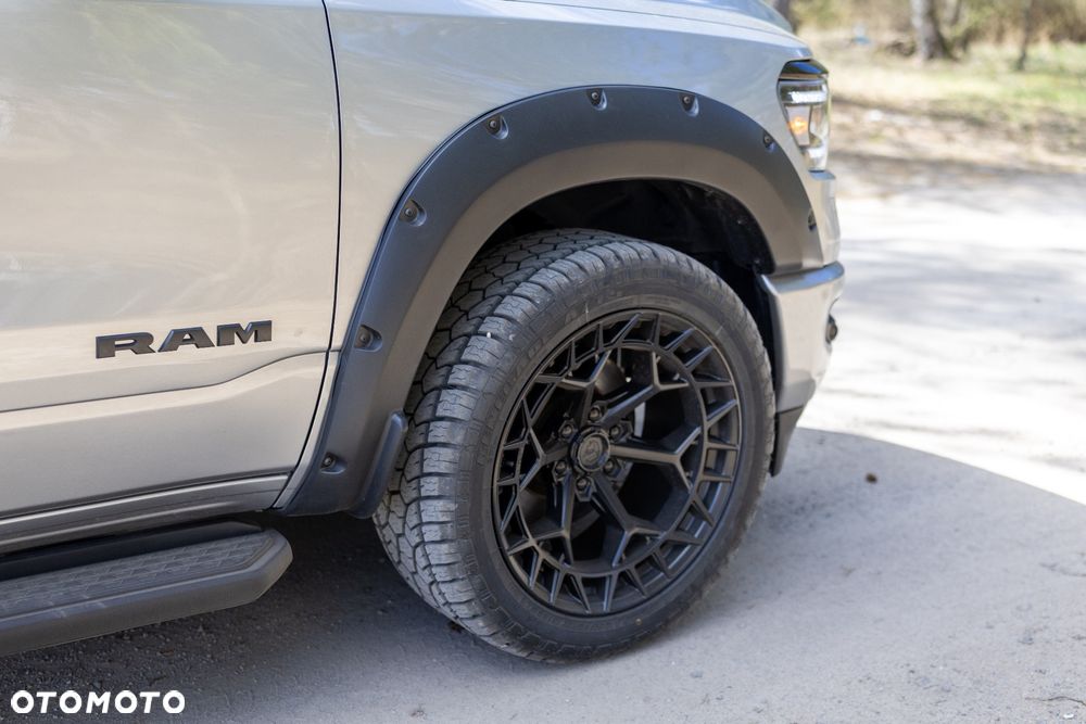 RAM 1500 5.7 Crew Cab Bighorn - 10