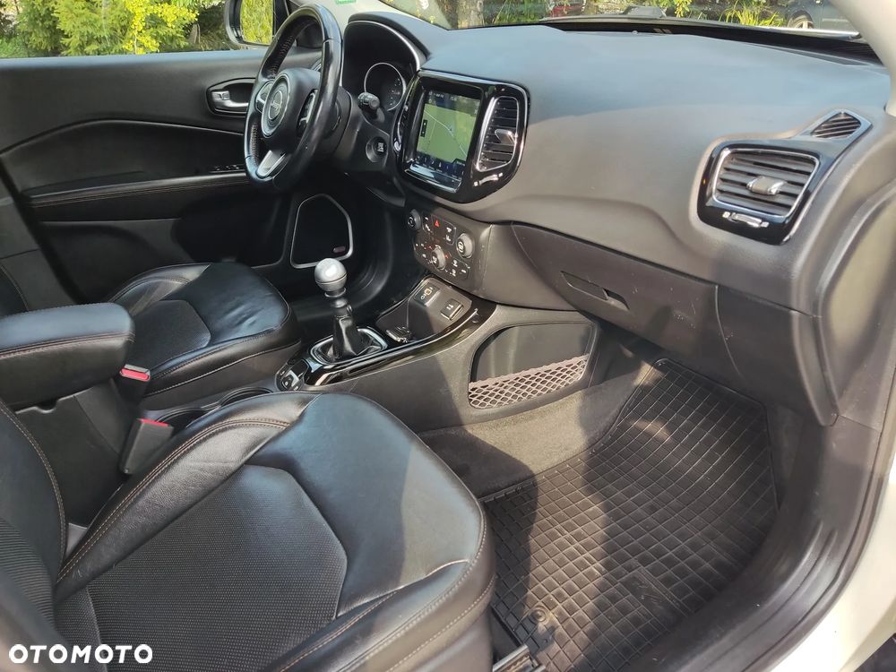 Jeep Compass 1.6 MultiJet Limited - 23