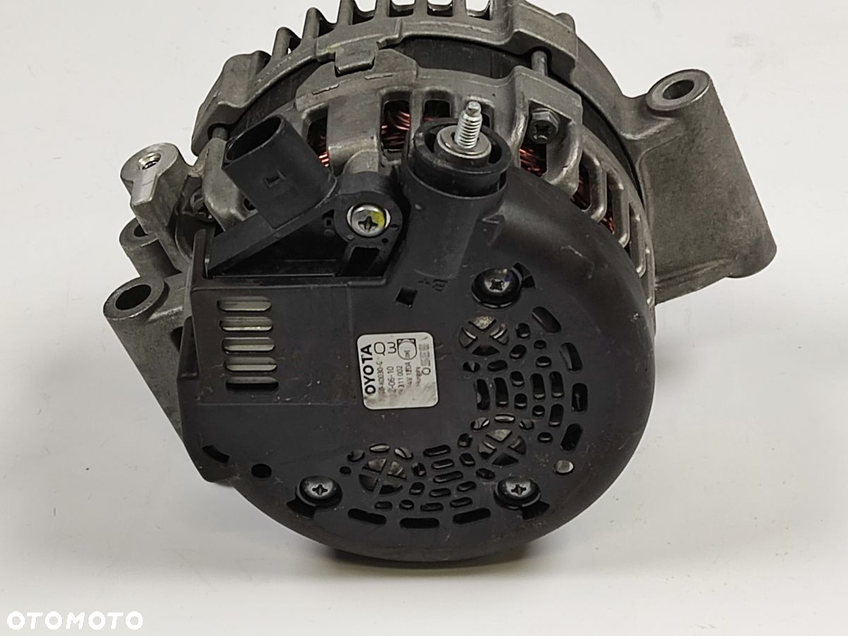 TOYOTA YARIS 1.5i od 2019r Alternator - 4
