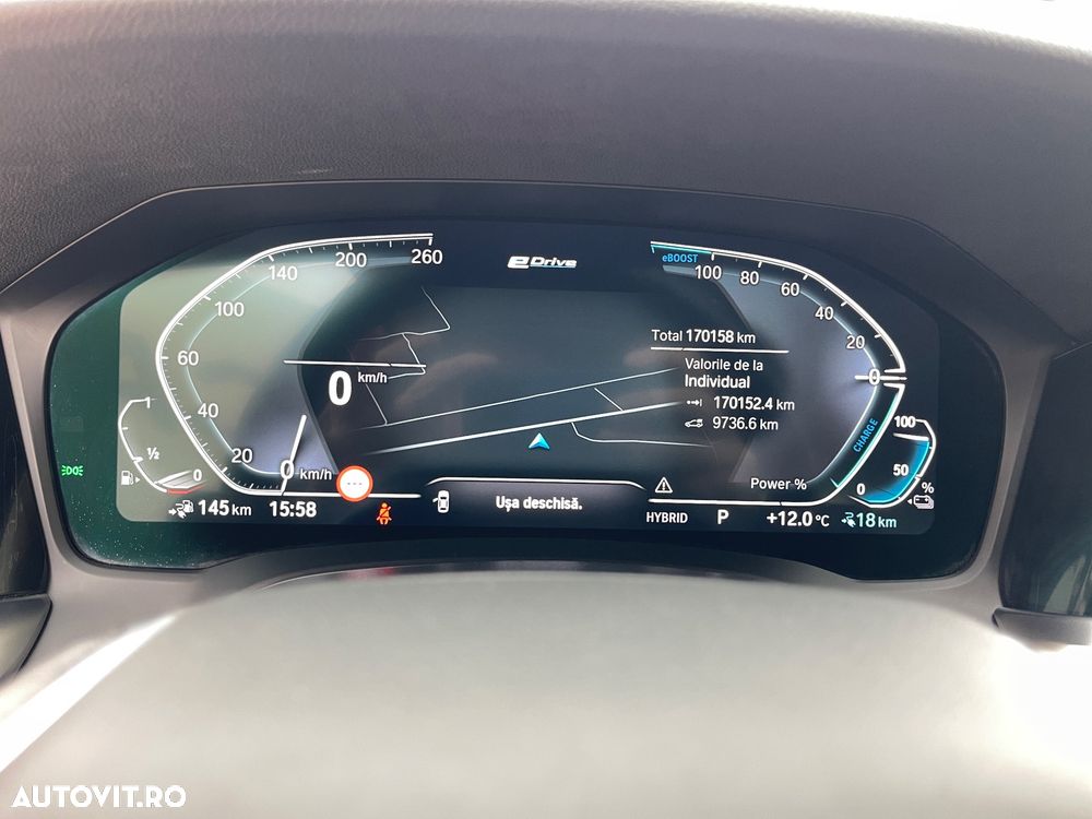 BMW Seria 3 330e Aut. Sport Line - 39