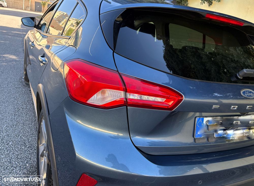 Ford Focus 1.0 EcoBoost Active X - 14