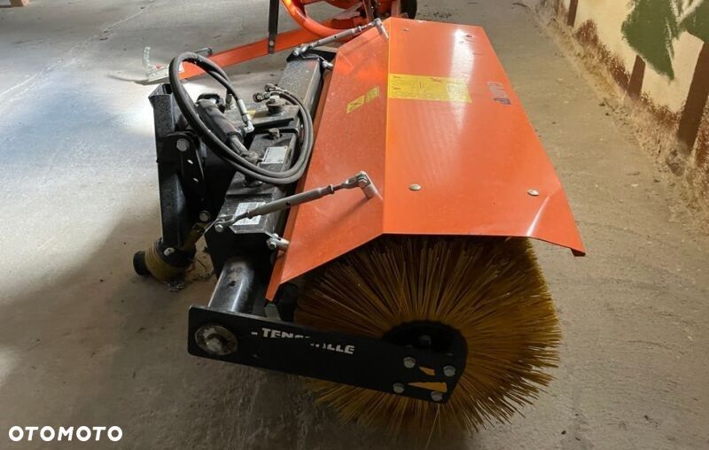 Zamiatarka odśnieżarka szczotka hydrauliczna GMR Stensballe Kubota Iseki Epoke - 11