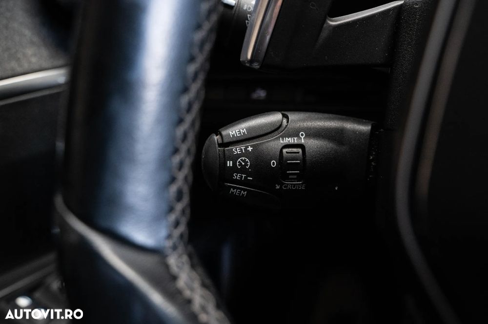 Peugeot 3008 BlueHDi 120 Stop & Start EAT6 Allure - 27