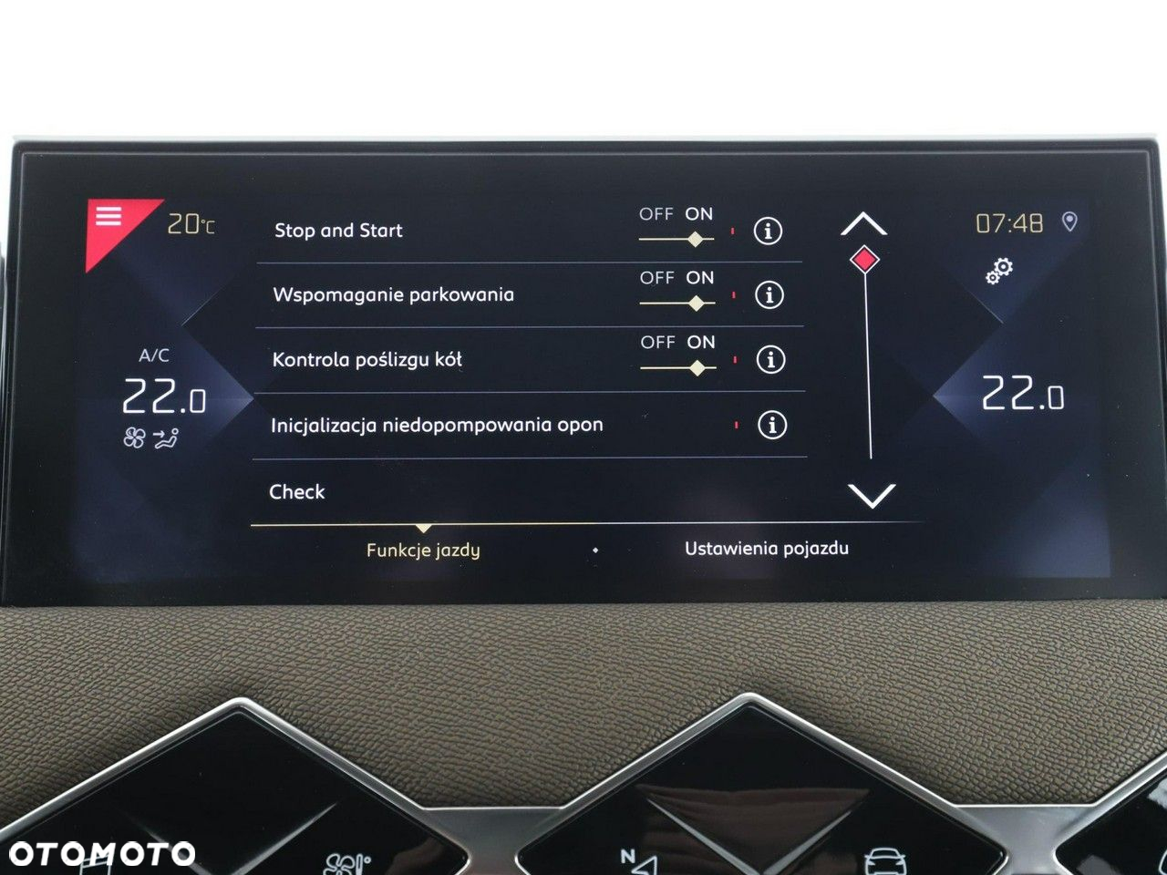 DS Automobiles DS 3 Crossback 1.2 PureTech So Chic - 24