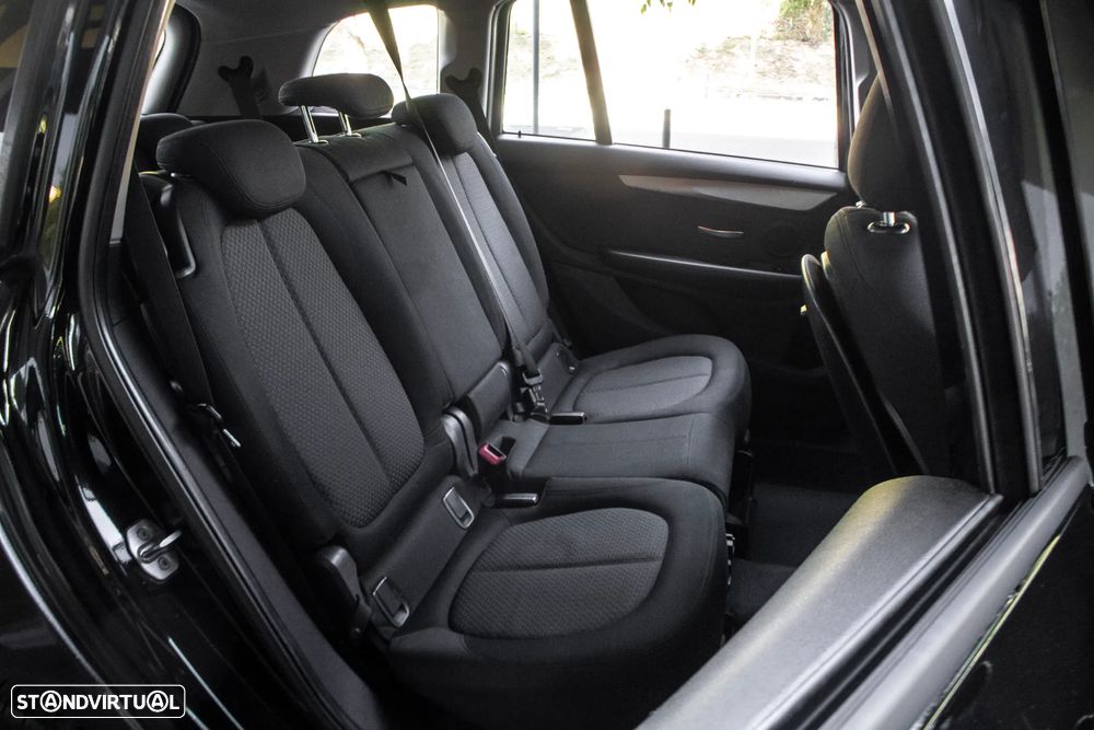 BMW 216 Gran Tourer d Aut. - 29