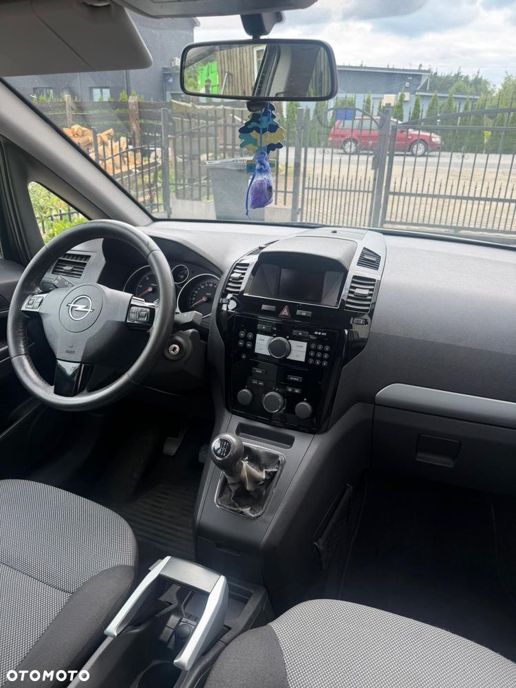 Opel Zafira 1.7 CDTI - 8