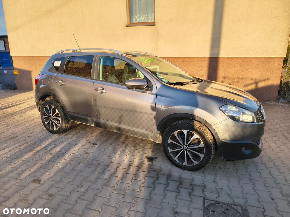 Nissan Qashqai 2.0 dCi 4 x 4 DPF 360 - 5