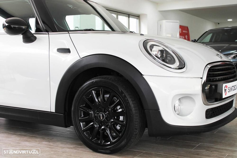 MINI 5 Portas Cooper D - 2