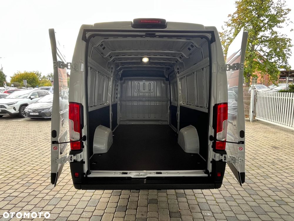 Toyota PROACE MAX - 12