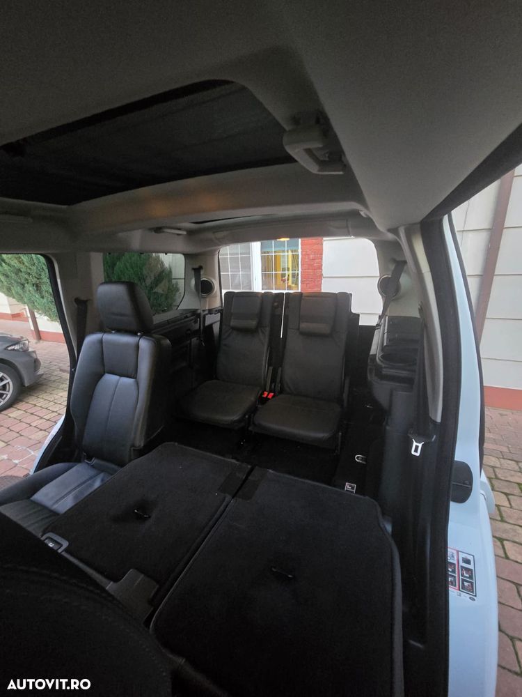 Land Rover Discovery 3.0 SDV6 HSE Aut - 4