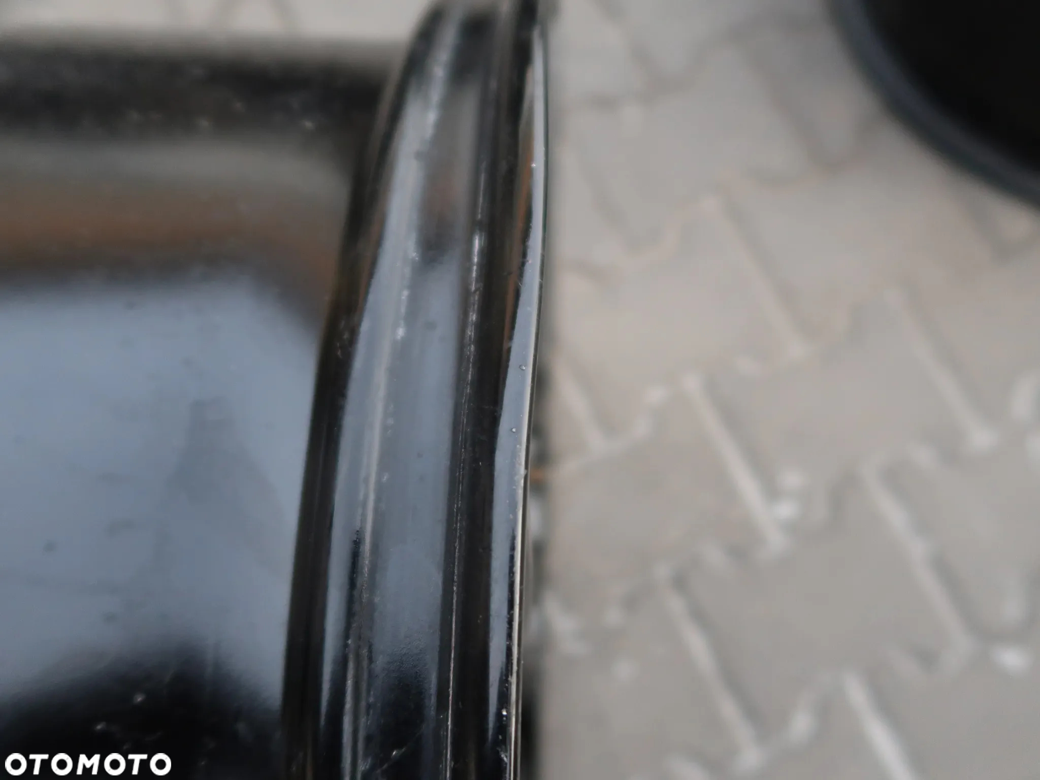 2 szt audi e-tron 4ke 21'' - 3