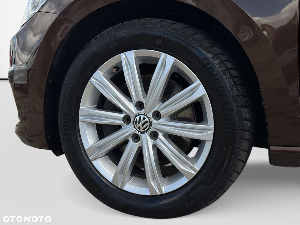 Volkswagen Touran 2.0 TDI BMT Highline - 26