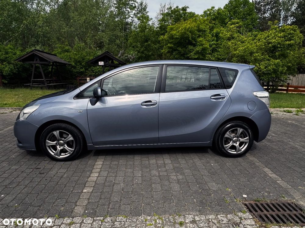 Toyota Verso 2.0 D-4D - 3