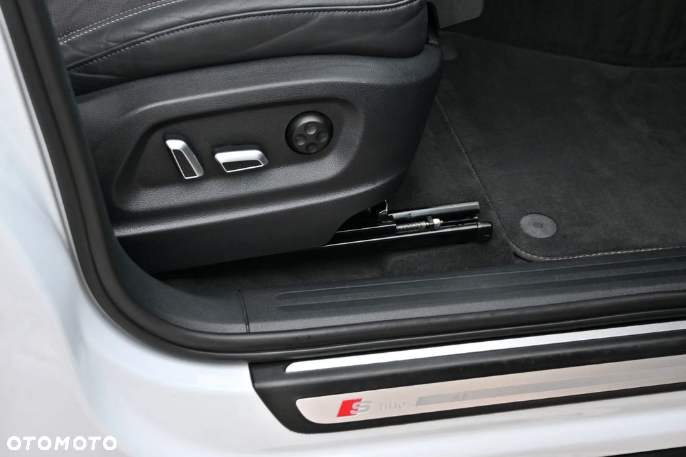 Audi Q5 2.0 TDI Quattro Sport S tronic - 31