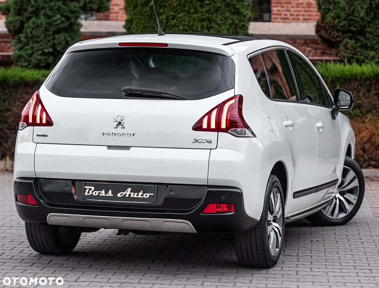 Peugeot 3008 1.6 BlueHDi Allure S&S - 12