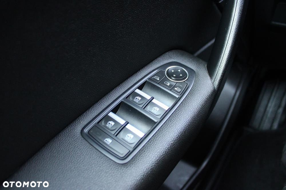 Renault Captur - 22