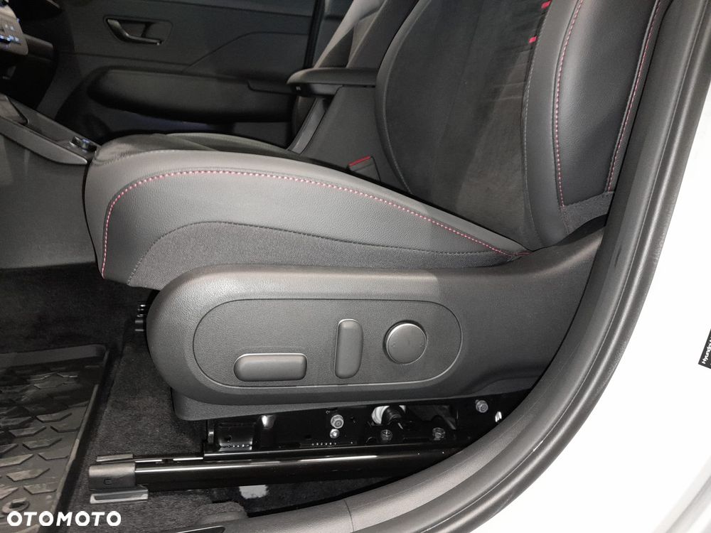 Hyundai Kona 1.6 GDI Hybrid N-Line DCT - 19