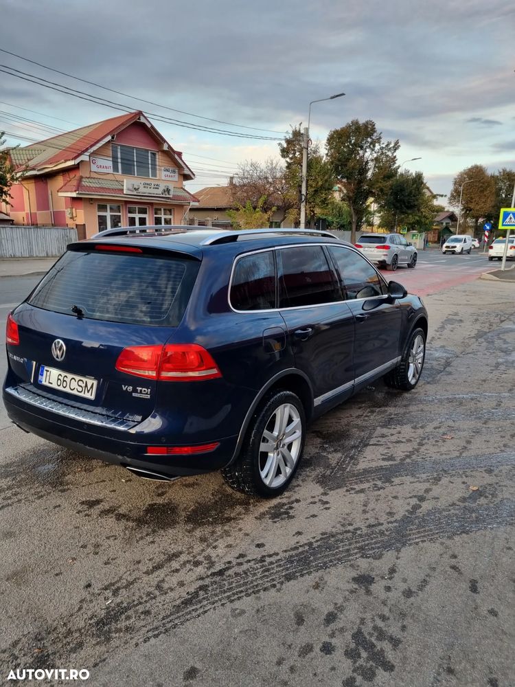 Volkswagen Touareg 3.0 V6 TDI BMT - 9