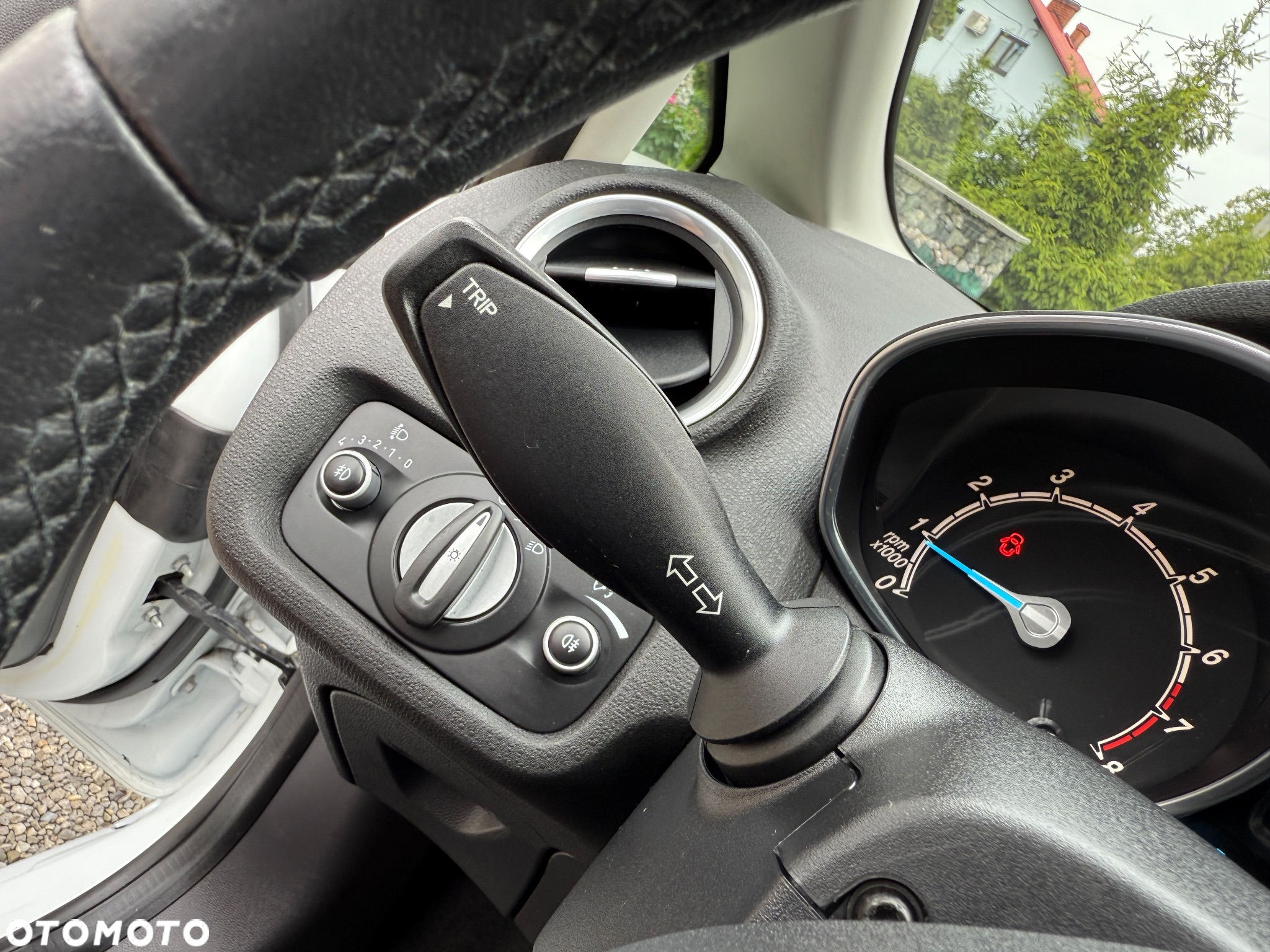 Ford Fiesta 1.0 Start-Stop Titanium - 23