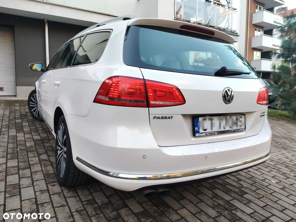 Volkswagen Passat 2.0 TDI Highline DSG - 4
