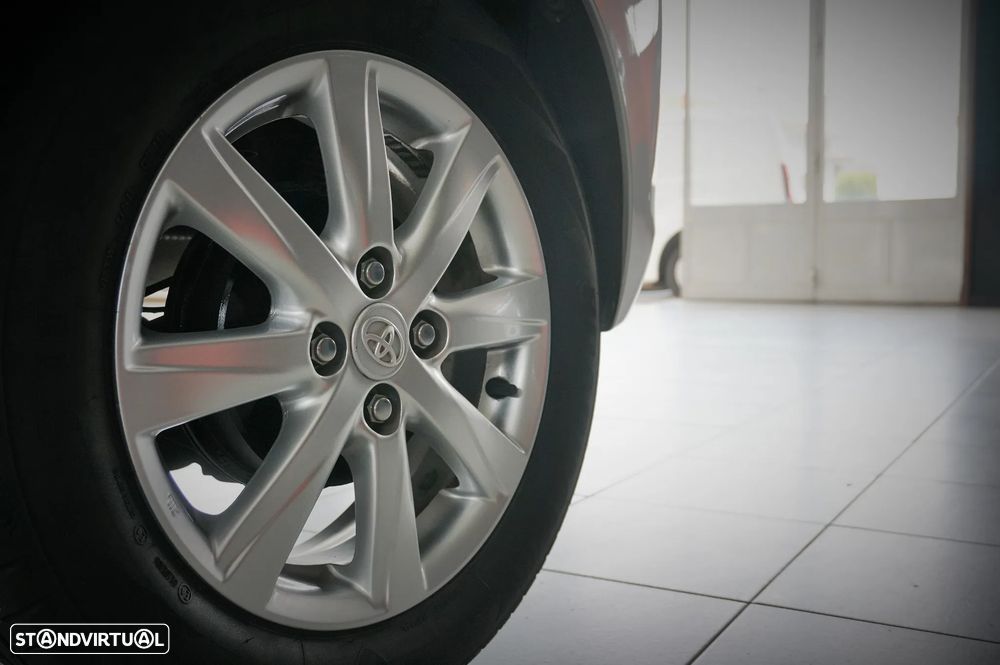 Toyota Yaris 1.0 VVT-i Comfort+P.Style - 27
