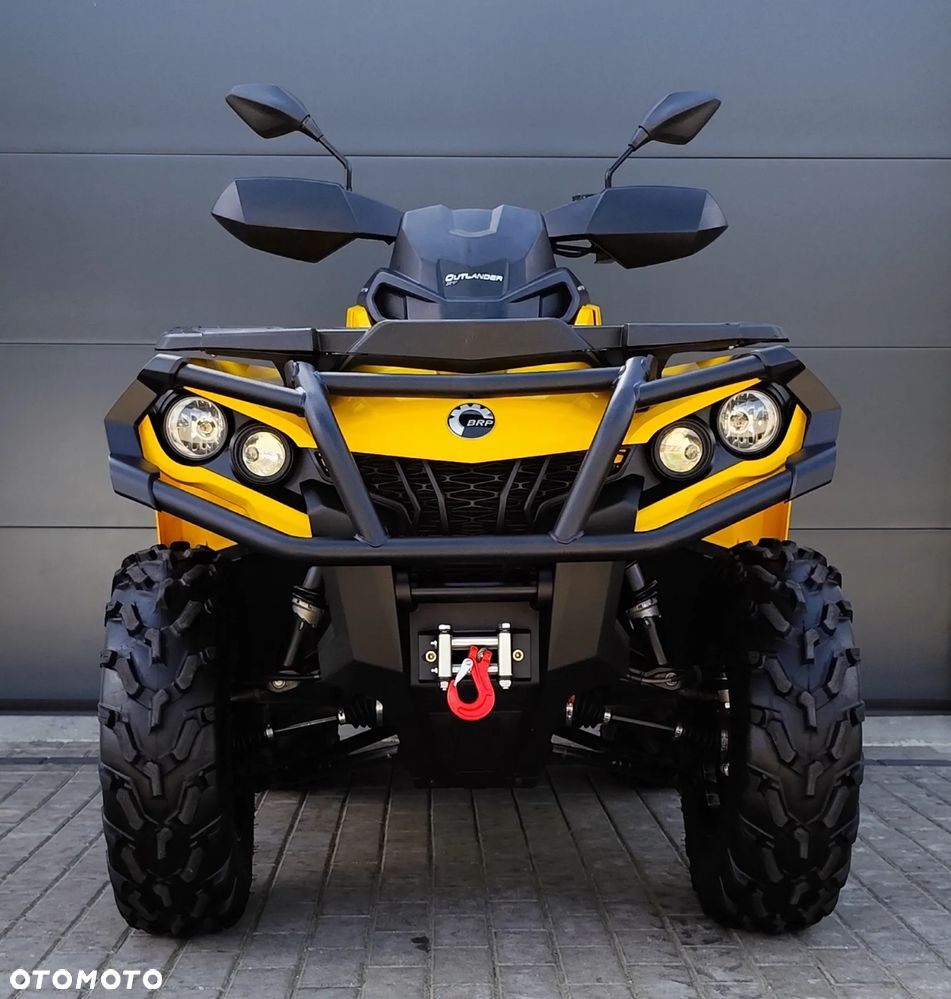 Can-Am Outlander - 1