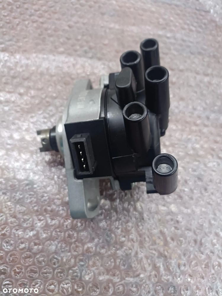 APARAT ZAPLONOWY MODUL KOPULKA PALEC APARATU ZAPLONOWEGO MITSUBISHI MONTERO SPORT PAJERO 2.4 3.0 3.5 2.4L 3.0L 3.5L MD330133 T002T56171 MT20 IGNITION DISTRIBUTOR - 2