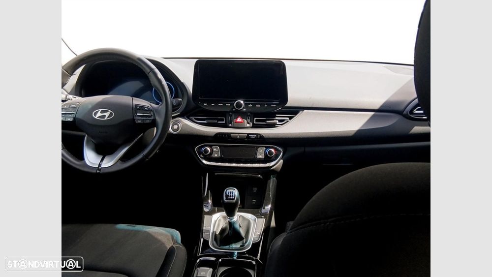 Hyundai i30 1.0 T-GDI Style Plus — fotografia 16
