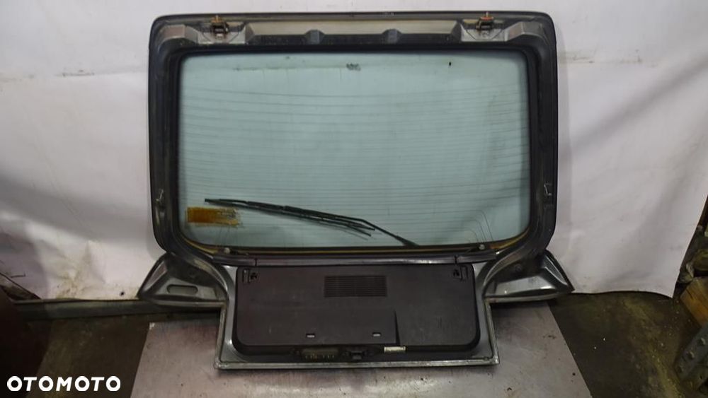 KLAPA TYŁ BAGAŻNIKA RENAULT 19 HB - 3