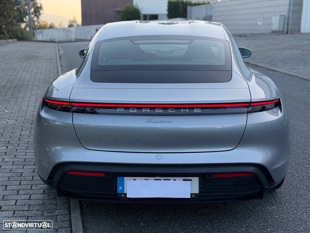 Porsche Taycan Standard - 18