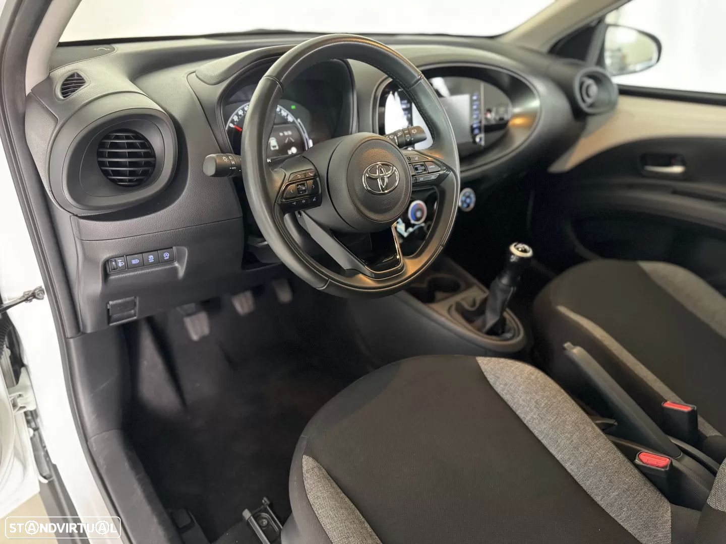 Toyota Aygo X 1.0 Pulse - 22
