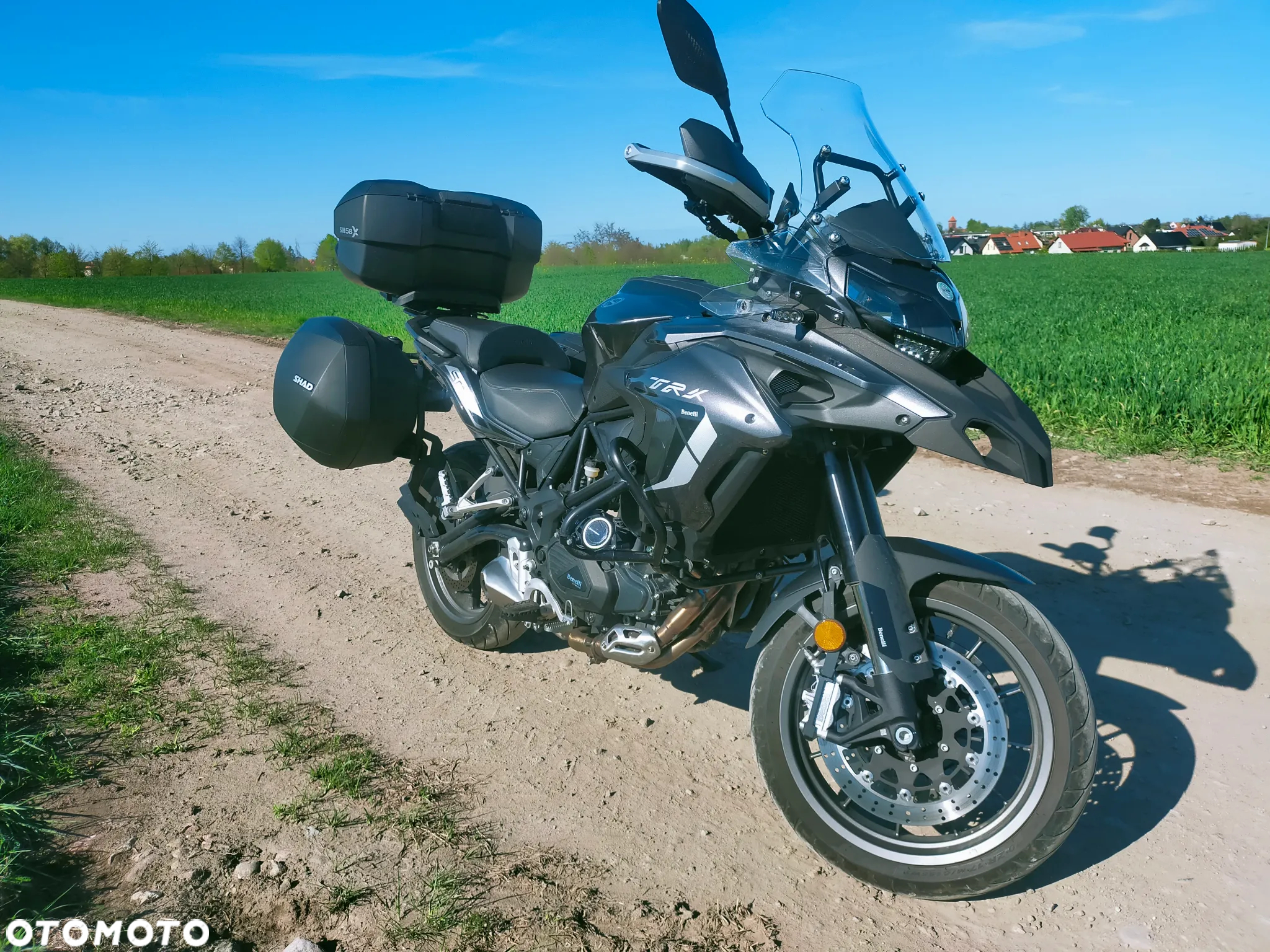 Benelli TRK 502 - 3