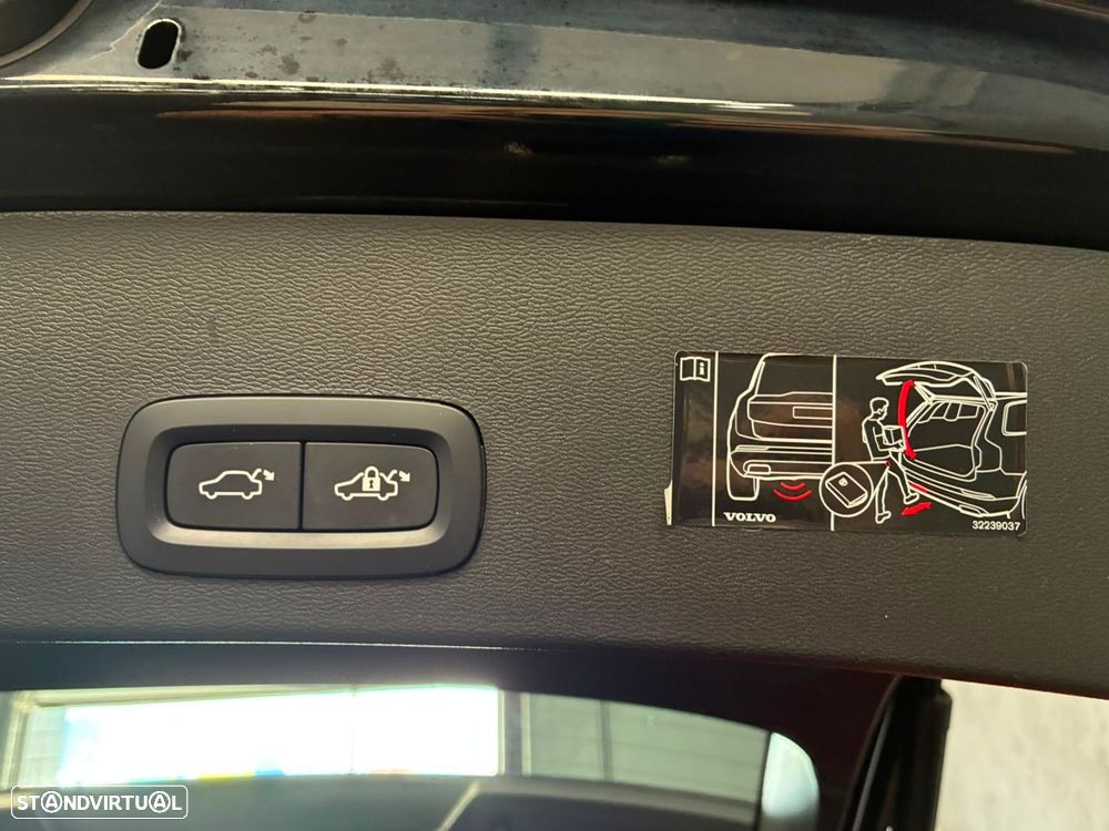 Volvo XC 40 1.5 T4 PHEV Core - 30