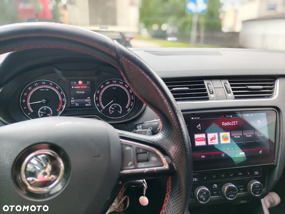 Skoda Octavia 2.0 TDI DSG RS - 15