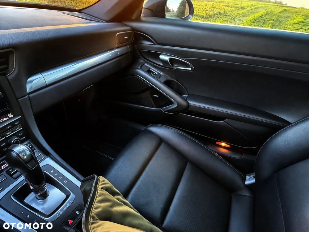 Porsche 911 Carrera PDK - 35