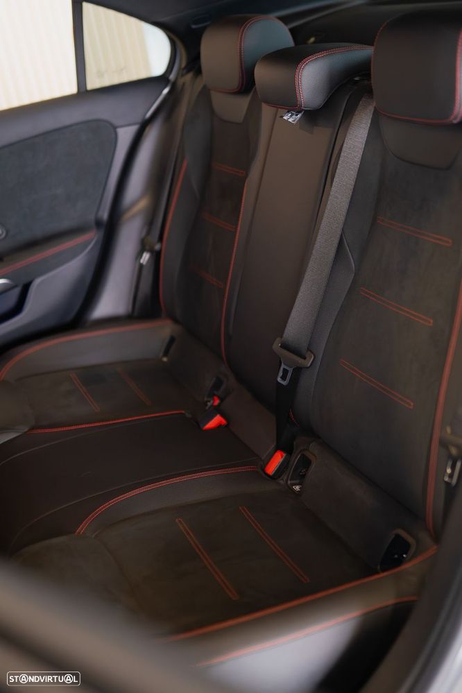 Mercedes-Benz A 200 Limousine AMG Line Aut. - 9