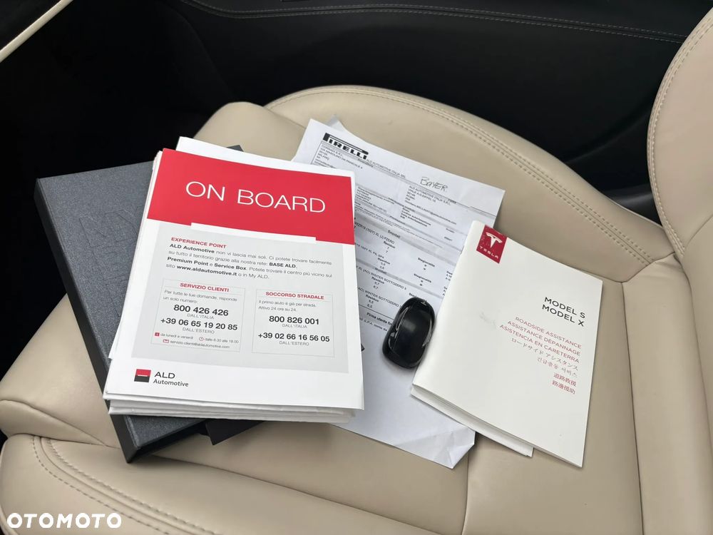 Tesla Model S - 17