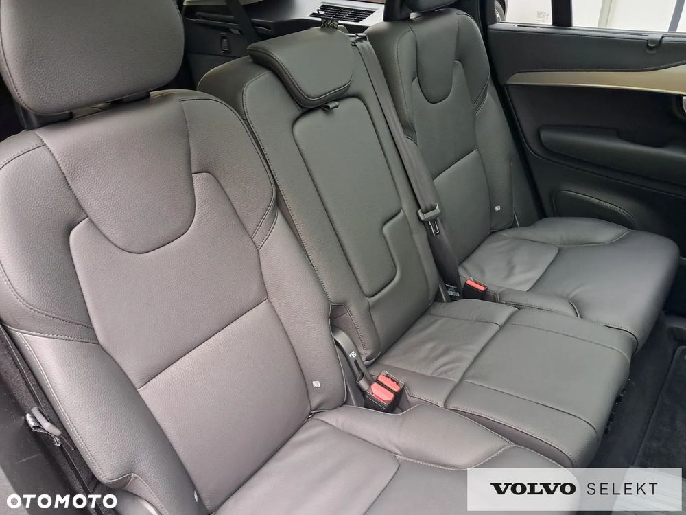 Volvo XC 90 - 17
