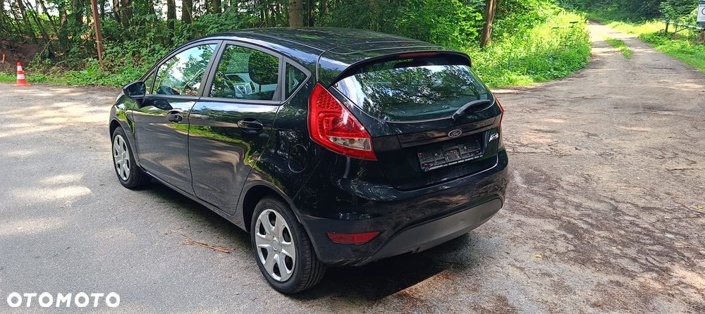 Ford Fiesta 1.25 Celebration - 4