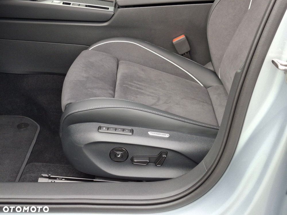 Volkswagen Passat Variant - 13