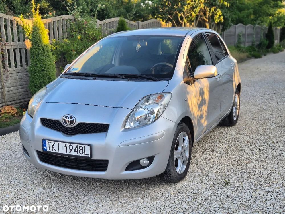 Toyota Yaris 1.33 VVT-i Comfort - 1