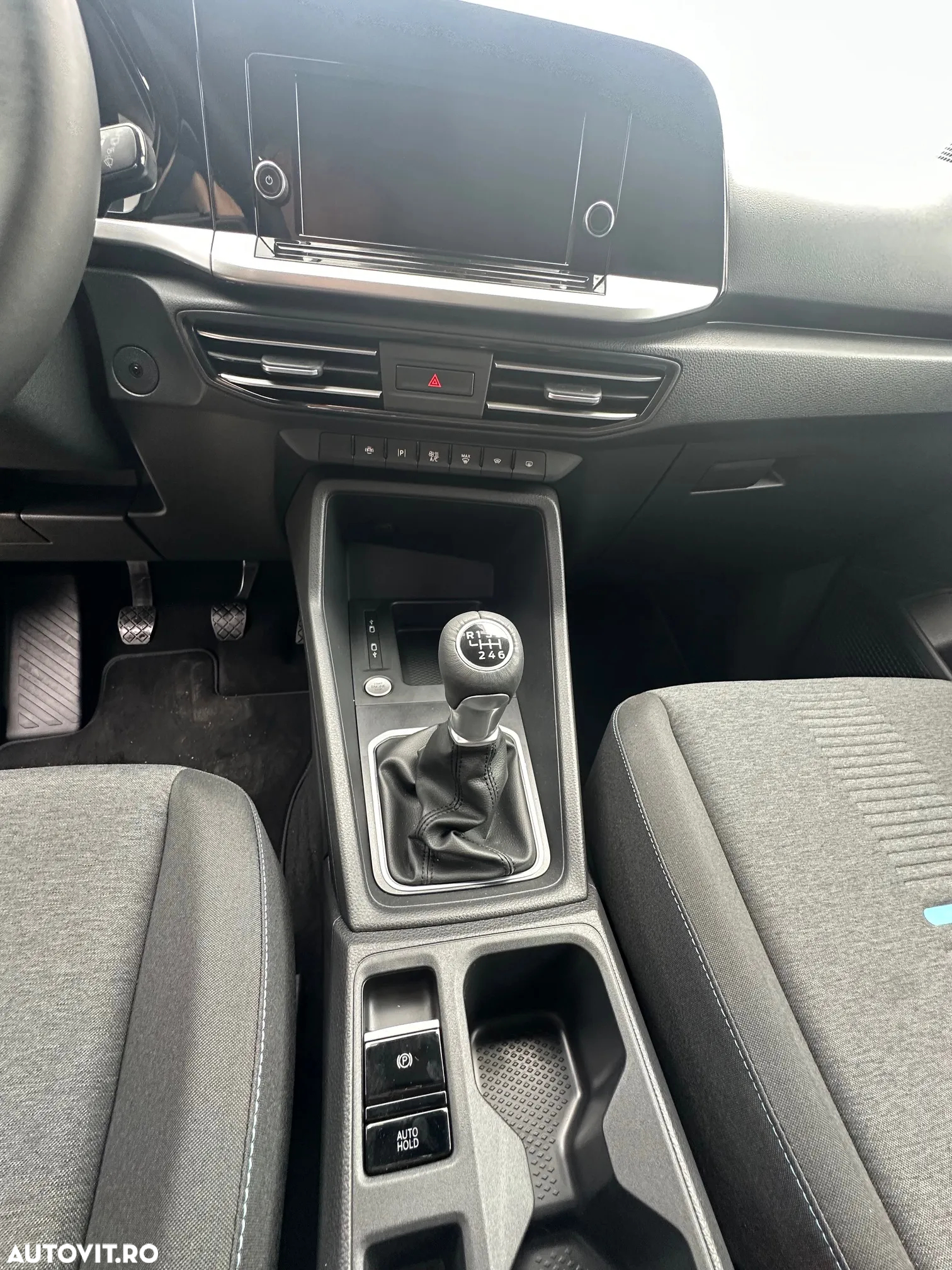 Ford Tourneo Connect 1.5L EcoBoost SWB Active - 9