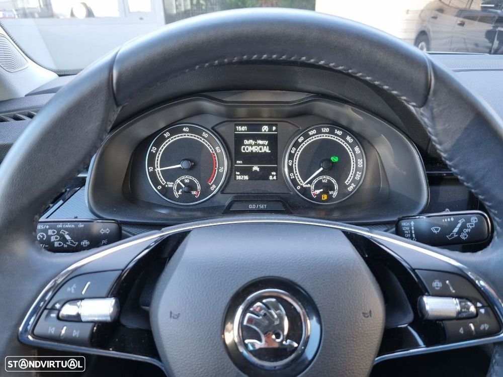 Skoda Kamiq 1.0 TSI DSG - 8