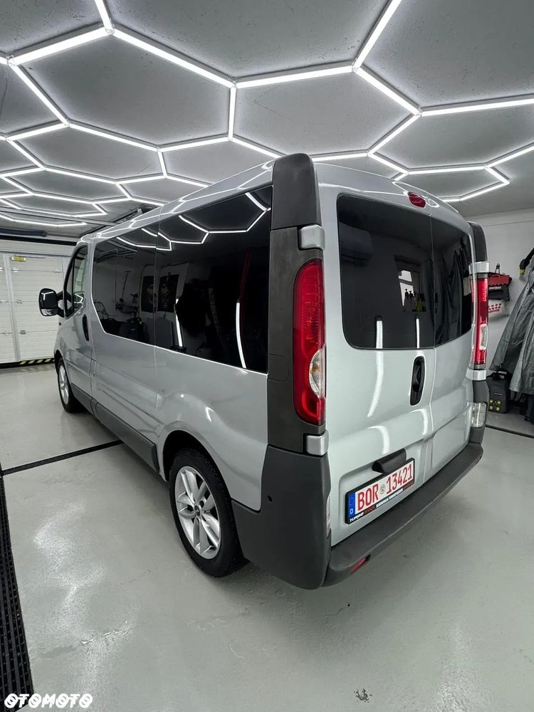 Opel Vivaro - 6