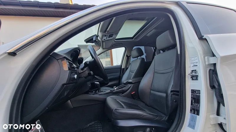 BMW Seria 3 - 27