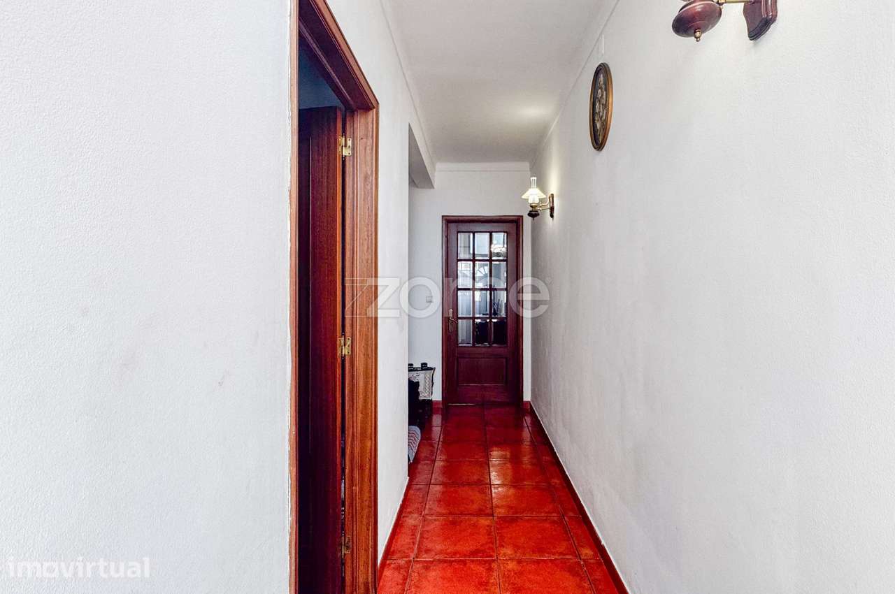 Moradia T3+1 Faja de Baixo - Ponta Delgada - Grande imagem: 2/29