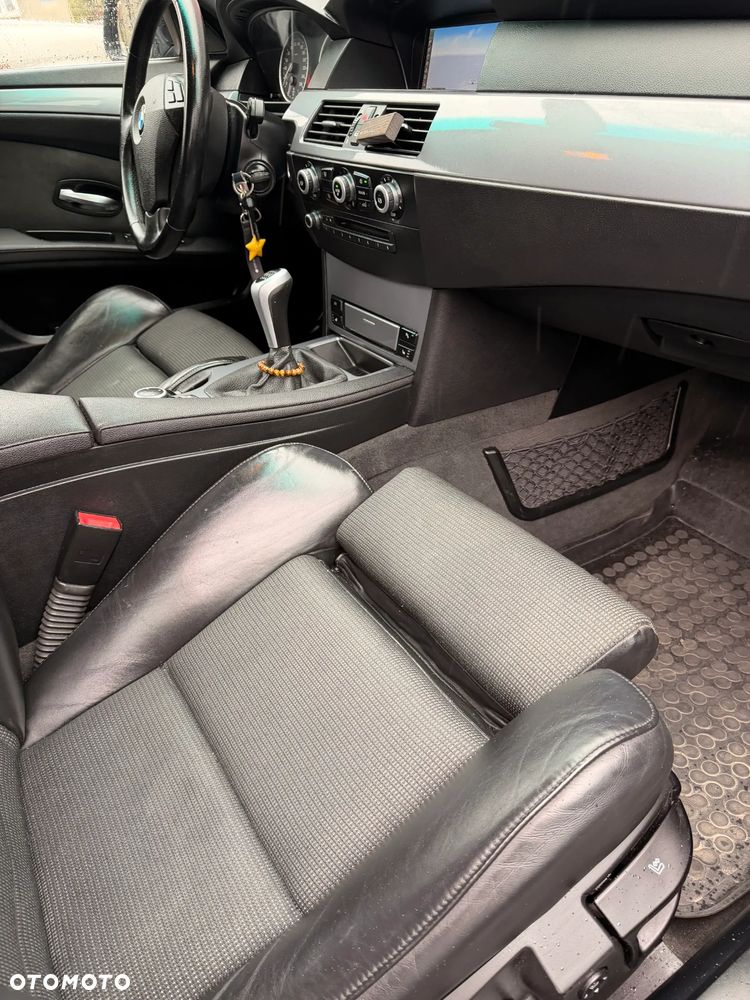BMW Seria 5 520d - 14