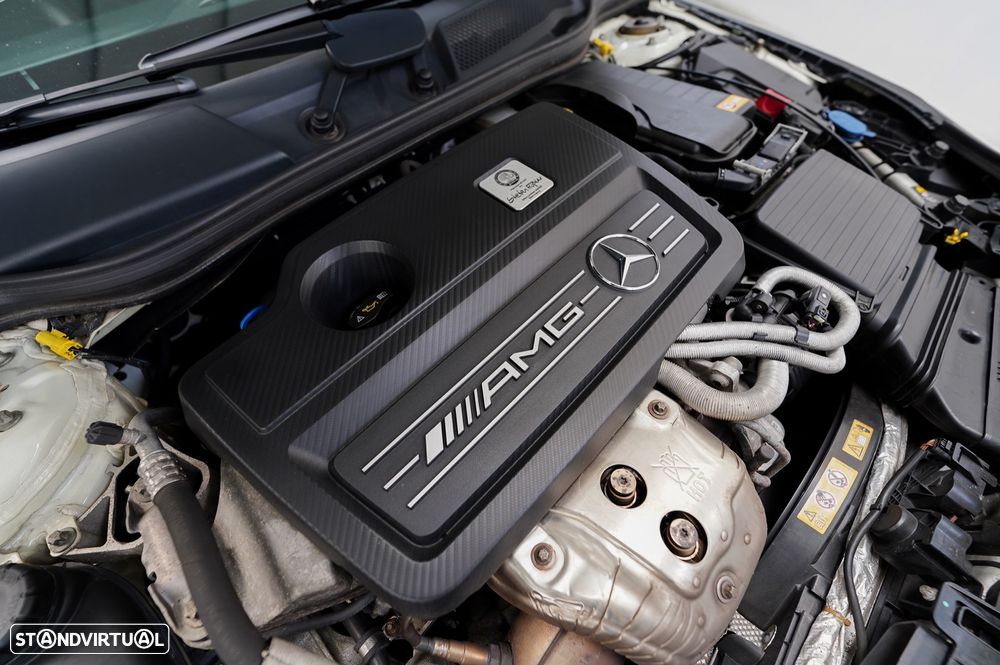 Mercedes-Benz CLA 45 AMG Shooting Brake 4-Matic - 28