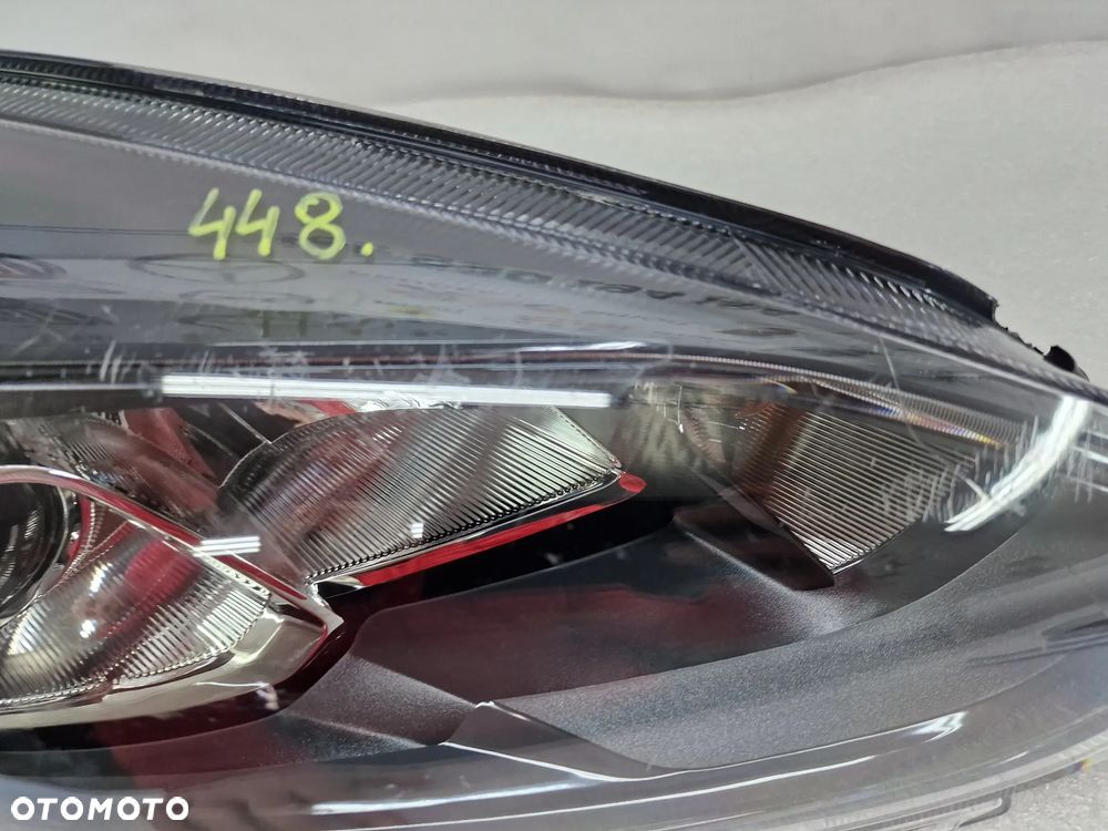 FORD FIESTA MK8 17- PRAWA LAMPA PRZEDNIA PRZÓD SOCZEWKA + LED , CIEMNA , NR L1BB-13E014-EH , NR AUKCJI LA448 - 8